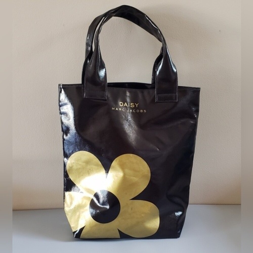 Marc Jacobs Daisy Black Tote